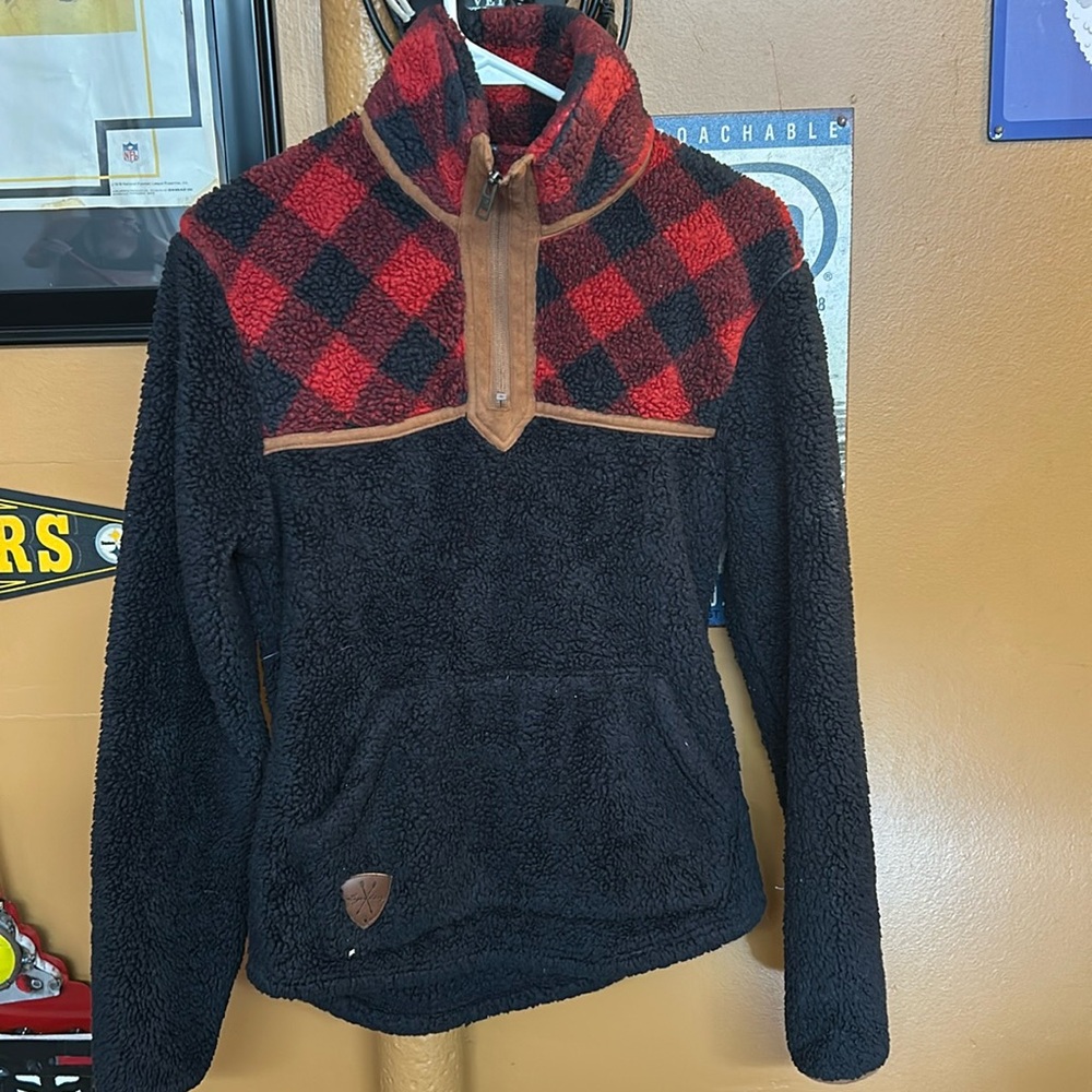 Legendary white tails ladies quarter zip